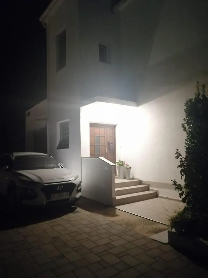Apartment Niva Nin